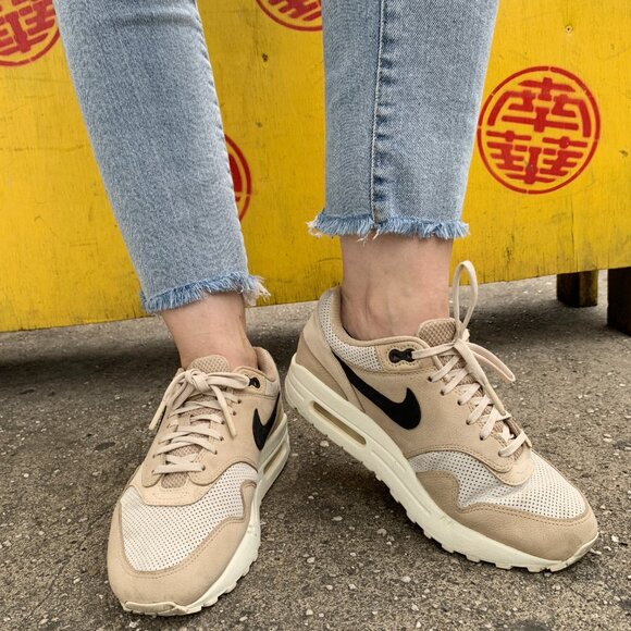 Nike Air Max 1 Pinnacle 2017 | Women's Size 8 (Fits 8.5) | Color: 'Mushroom' - Picture 1 of 6